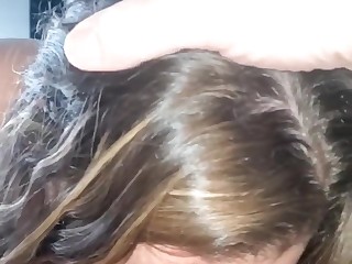 Моя старая соседка глотает член великолепно!